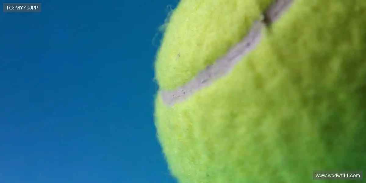 「球星同款、限量周边,做朋友圈最靓的体育潮人!👕点击抢购,手慢无!」